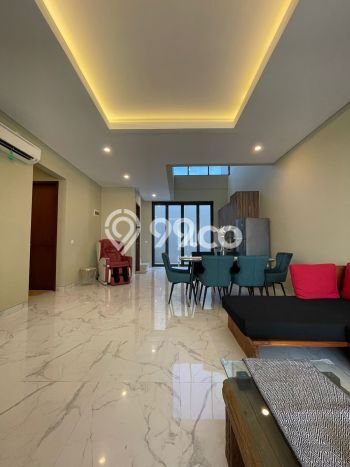 Rumah Elit Modern Tanpa Renovasi di Pulomas Jakarta Timur Rumah Elit Modern Tanpa Renovasi di Pulomas Jakarta Timur