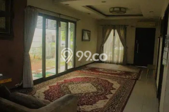 Rumah Luxury di Jakarta Timur Lokasi Strategis Kondisi Terawat Rumah Luxury di Jakarta Timur Lokasi Strategis Kondisi Terawat