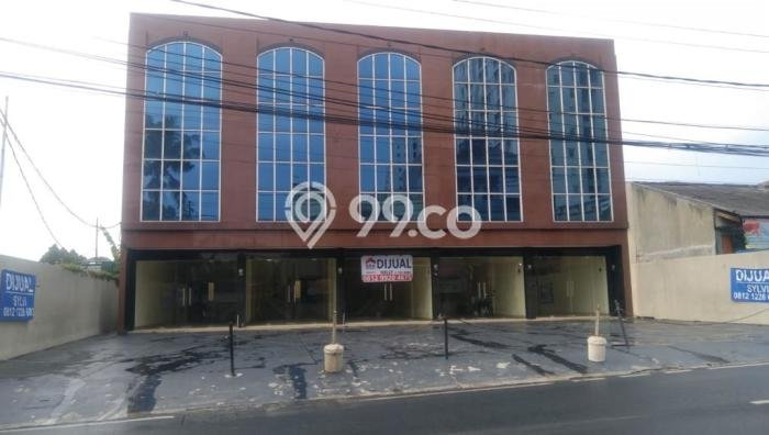 Ruko untuk Disewa di Pusat Jakarta Selatan Luas Bangunan 150m2 Ruko untuk Disewa di Pusat Jakarta Selatan Luas Bangunan 150m2