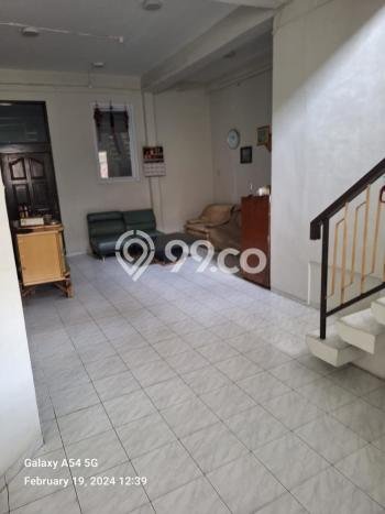 Dijual Rumah Luas Elegan Dengan View Eksklusif di Muara Karang, Jakarta Utara Dijual Rumah Luas Elegan Dengan View Eksklusif di Muara Karang, Jakarta Utara
