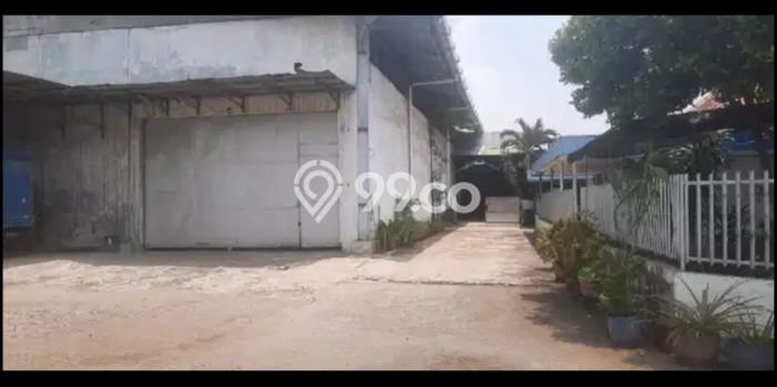 Untuk Dijual! Gudang di Jembatan Dua Jakarta Barat LT 9000m2 / LB 1000m2 Kawasan Strategis Untuk Dijual! Gudang di Jembatan Dua Jakarta Barat LT 9000m2 / LB 1000m2 Kawasan Strategis