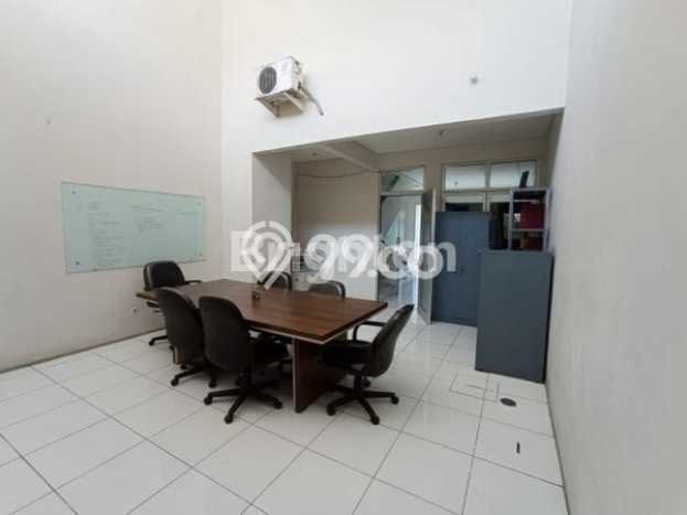 Unit Ruko Dijual di Bandung LT 141m2 & LB 170m2 Unit Ruko Dijual di Bandung LT 141m2 & LB 170m2