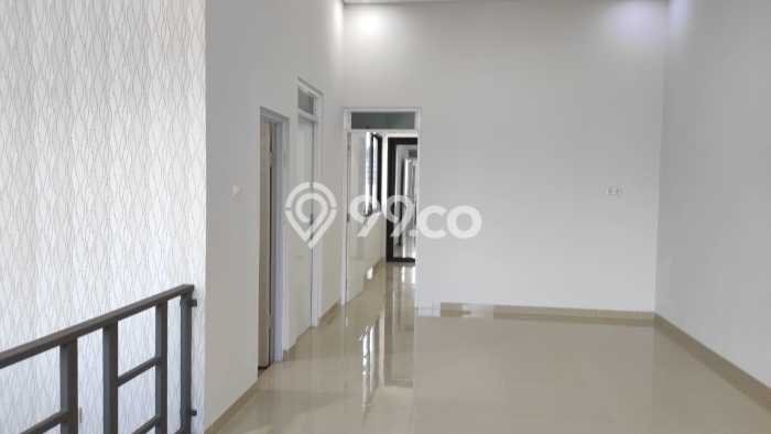 Rumah Elit Modern Tanpa Renovasi di BKR Bandung Rumah Elit Modern Tanpa Renovasi di BKR Bandung