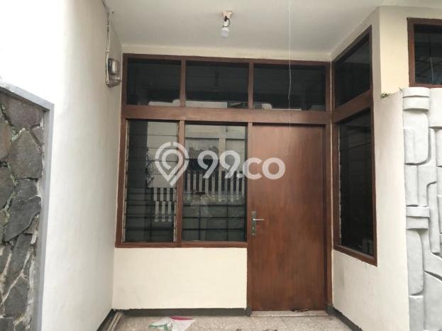 For Sale Rumah 2 Kamar Lokasi Strategis Bagus dan Strategis di Astanaanyar For Sale Rumah 2 Kamar Lokasi Strategis Bagus dan Strategis di Astanaanyar