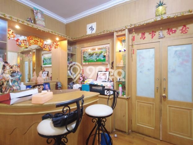 Ruko Paling Dicari LB 210m2 Dijual di Medan Area Ruko Paling Dicari LB 210m2 Dijual di Medan Area