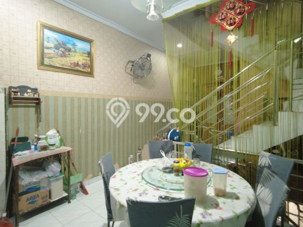 Ruko Paling Dicari LB 210m2 Dijual di Medan Area Ruko Paling Dicari LB 210m2 Dijual di Medan Area