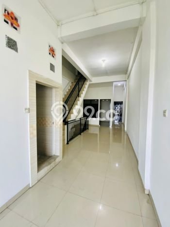 Ruko Kawasan Medan Sunggal, Luas 224m², Jalan Utama, Siap Operasional Ruko Kawasan Medan Sunggal, Luas 224m², Jalan Utama, Siap Operasional