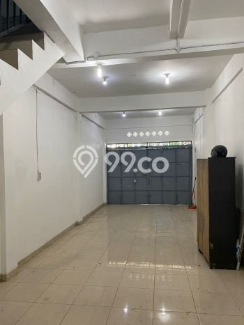 Ruko Kawasan Medan Sunggal, Luas 224m², Jalan Utama, Siap Operasional Ruko Kawasan Medan Sunggal, Luas 224m², Jalan Utama, Siap Operasional