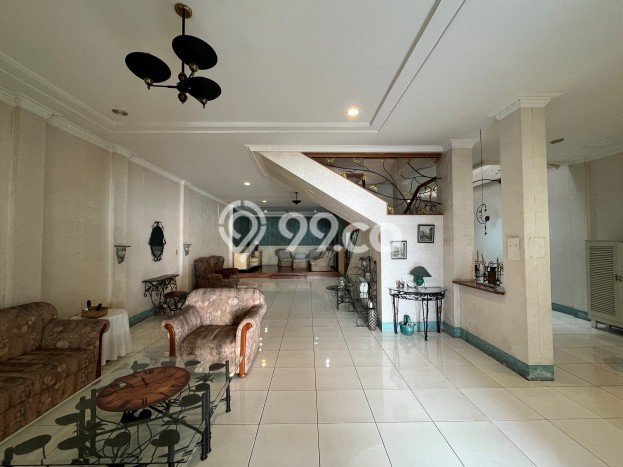 Villa Murah di Komplek Taman Malibu Indah Villa Murah di Komplek Taman Malibu Indah