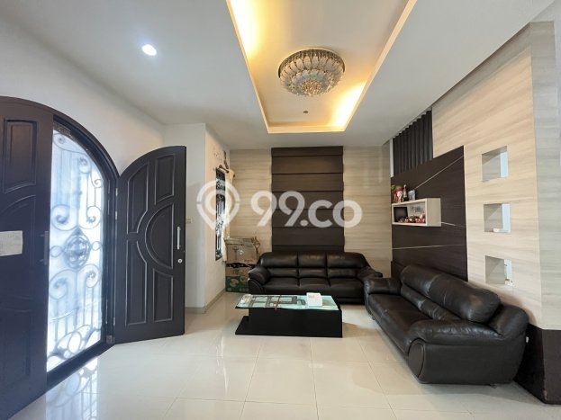 Siap Huni Rumah Mewah 4 Kamar di Medan Polonia Dekat ke Mana Pun Siap Huni Rumah Mewah 4 Kamar di Medan Polonia Dekat ke Mana Pun