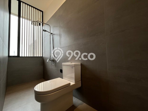 NEW LISTING! Rumah Premium di Medan Selayang, Luas 72m² LB 144m² NEW LISTING! Rumah Premium di Medan Selayang, Luas 72m² LB 144m²