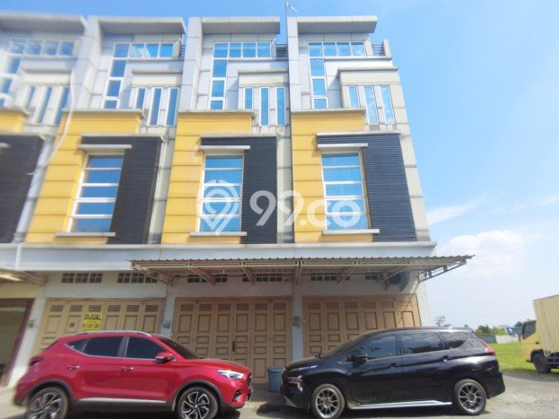 PRIME LOCATION! Ruko Kawasan Medan Maimun, Luas 196m², Area Bisnis, Lokasi Strategis PRIME LOCATION! Ruko Kawasan Medan Maimun, Luas 196m², Area Bisnis, Lokasi Strategis