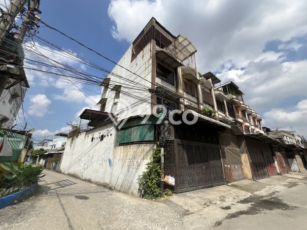 Ruko Dijual di Medan Area Medan dengan LB 224m2 Ruko Dijual di Medan Area Medan dengan LB 224m2