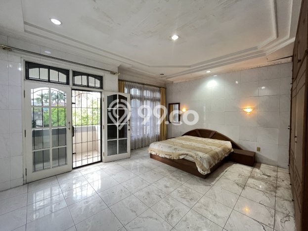 Hunian Mewah Siap Huni LT 383m2 di Medan Polonia, Medan Hunian Mewah Siap Huni LT 383m2 di Medan Polonia, Medan