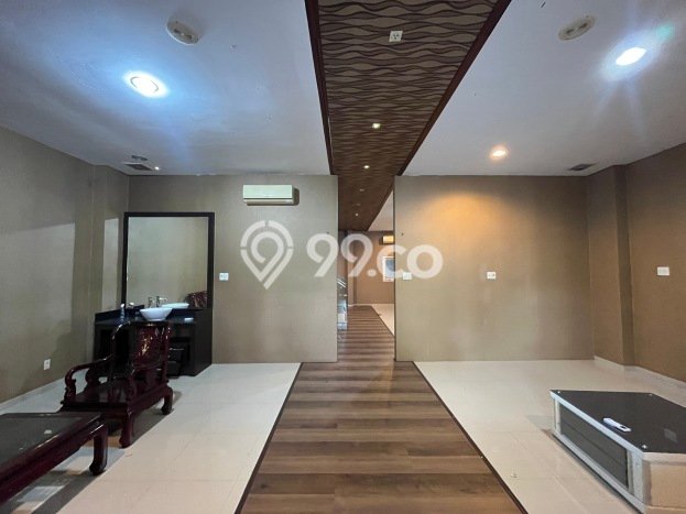 Untuk Dijual Ruko di Medan Polonia Medan LT 128m2 / LB 448m2 Untuk Dijual Ruko di Medan Polonia Medan LT 128m2 / LB 448m2
