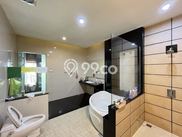 Properti Potensial! Vila Kawasan Medan Tembung, Dimensi 425m2m², Hasil Menjanjikan untuk investasi Properti Potensial! Vila Kawasan Medan Tembung, Dimensi 425m2m², Hasil Menjanjikan untuk investasi