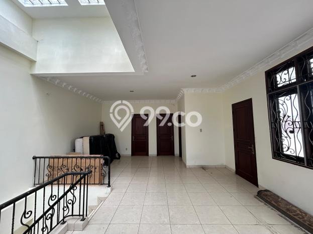 LOKASI TERBAIK! Vila di Medan Polonia, Ukuran 465m2m², Lokasi Premium dengan jalan bagus LOKASI TERBAIK! Vila di Medan Polonia, Ukuran 465m2m², Lokasi Premium dengan jalan bagus