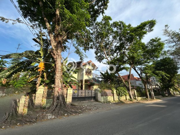 Kesempatan Langka! Vila Kawasan Medan Baru, Dimensi 525m2m², Kawasan Prospektif dengan nilai meningkat Kesempatan Langka! Vila Kawasan Medan Baru, Dimensi 525m2m², Kawasan Prospektif dengan nilai meningkat