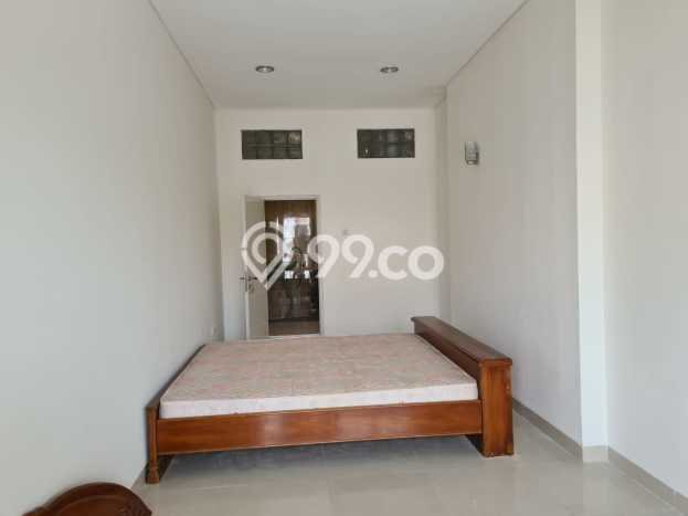 Rumah di Gading Serpong, 4 KT, Lingkungan Asri, Luas 208m² LB 450m² Rumah di Gading Serpong, 4 KT, Lingkungan Asri, Luas 208m² LB 450m²