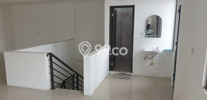 Area Strategis! Disewakan Ruko Lokasi Dayeuhkolot, Bandung Cocok untuk Bisnis Area Strategis! Disewakan Ruko Lokasi Dayeuhkolot, Bandung Cocok untuk Bisnis