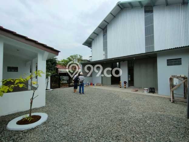 Disewakan Gudang di Kawasan Ramai Taman Kopo Indah Luas 132m2 Disewakan Gudang di Kawasan Ramai Taman Kopo Indah Luas 132m2