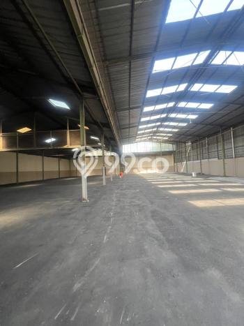 Gudang Disewa di Bandung dengan LB 2000m2 Area Komersial Ramai Gudang Disewa di Bandung dengan LB 2000m2 Area Komersial Ramai