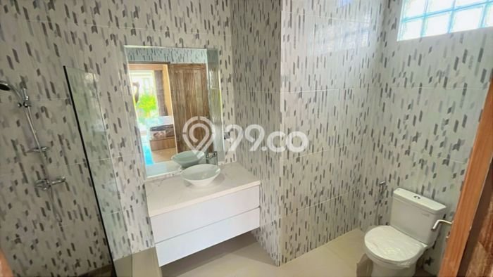 Hunian Terbaik! Vila di , Area 166m2m², Lingkungan Nyaman dan aman Hunian Terbaik! Vila di , Area 166m2m², Lingkungan Nyaman dan aman