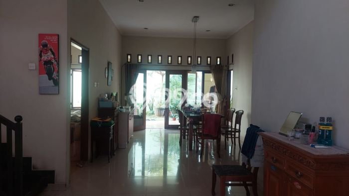 Rumah Strategis Minimalis Lb 260m2 di Rawalumbu, Bekasi Rumah Strategis Minimalis Lb 260m2 di Rawalumbu, Bekasi