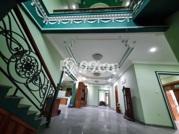 Hunian Mewah LB 1400m2 Siap Huni Desain Elegan di Kemang Pratama, Bekasi Hunian Mewah LB 1400m2 Siap Huni Desain Elegan di Kemang Pratama, Bekasi