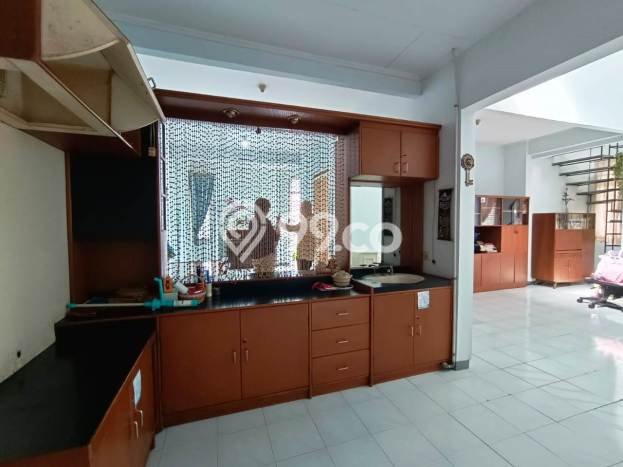 Dijual Hunian Rumah Terawat 4 Kamar di Pasteur, Bandung Dijual Hunian Rumah Terawat 4 Kamar di Pasteur, Bandung