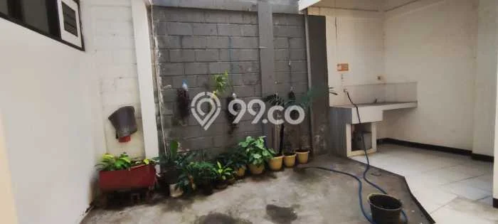FOR RENT! Ruko di Buah Batu Cocok untuk Bisnis 250m2 FOR RENT! Ruko di Buah Batu Cocok untuk Bisnis 250m2