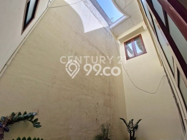 Dijual Rumah Premium dengan Fasilitas Sekitar Komplit di Sukajadi, Bandung Dijual Rumah Premium dengan Fasilitas Sekitar Komplit di Sukajadi, Bandung