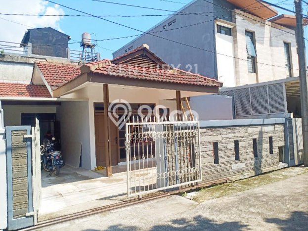 Disewakan! Rumah 2 Kamar Tidur &
1 Kamar Mandi di Holis Cigondewah, Bandung Disewakan! Rumah 2 Kamar Tidur &
1 Kamar Mandi di Holis Cigondewah, Bandung