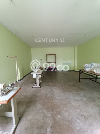 Ruko Disewa di Bandung dengan LB 240m2 Area Komersial Ramai Ruko Disewa di Bandung dengan LB 240m2 Area Komersial Ramai