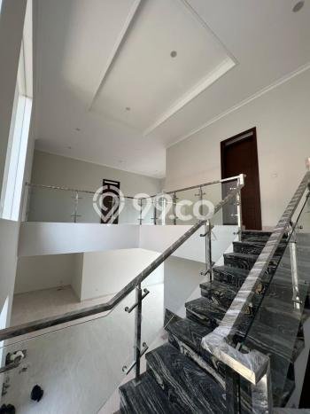 Rumah Siap Huni 4 KT 5 KM di Batununggal, Bandung Rumah Siap Huni 4 KT 5 KM di Batununggal, Bandung
