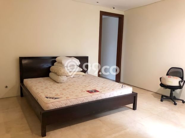 Siap Huni Hunian Elit 4 Kamar di Kebayoran Baru Dekat ke Mana Saja Siap Huni Hunian Elit 4 Kamar di Kebayoran Baru Dekat ke Mana Saja