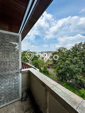 Rumah Elit LB 1000m2 Siap Pakai Desain Elegan di Pondok Indah, Jakarta Selatan Rumah Elit LB 1000m2 Siap Pakai Desain Elegan di Pondok Indah, Jakarta Selatan