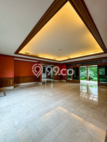 Rumah Elit LB 1000m2 Siap Pakai Desain Elegan di Pondok Indah, Jakarta Selatan Rumah Elit LB 1000m2 Siap Pakai Desain Elegan di Pondok Indah, Jakarta Selatan