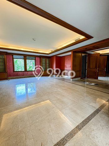 Rumah Elit LB 1000m2 Siap Pakai Desain Elegan di Pondok Indah, Jakarta Selatan Rumah Elit LB 1000m2 Siap Pakai Desain Elegan di Pondok Indah, Jakarta Selatan