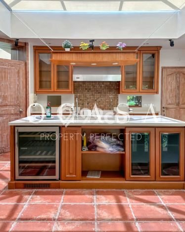 Rumah Elit Modern Siap Huni di Permata Hijau Jakarta Selatan Rumah Elit Modern Siap Huni di Permata Hijau Jakarta Selatan