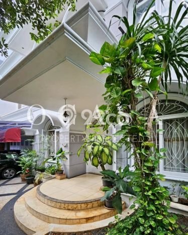 Hunian Mewah LB 342m2 Siap Pakai Desain Elegan di Pondok Indah, Jakarta Selatan Hunian Mewah LB 342m2 Siap Pakai Desain Elegan di Pondok Indah, Jakarta Selatan