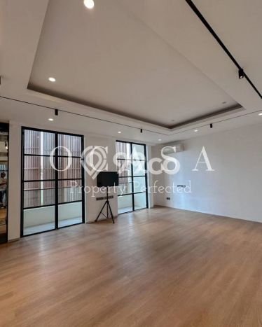 Jual Rumah Luas Elegan Dengan View Cantik di Pondok Indah, Jakarta Selatan Jual Rumah Luas Elegan Dengan View Cantik di Pondok Indah, Jakarta Selatan
