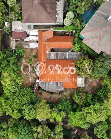 HOT DEAL! Jual Rumah Berkualitas area Kebayoran Baru, Jakarta Selatan, Luas Tanah 1460m² LB 500m² HOT DEAL! Jual Rumah Berkualitas area Kebayoran Baru, Jakarta Selatan, Luas Tanah 1460m² LB 500m²