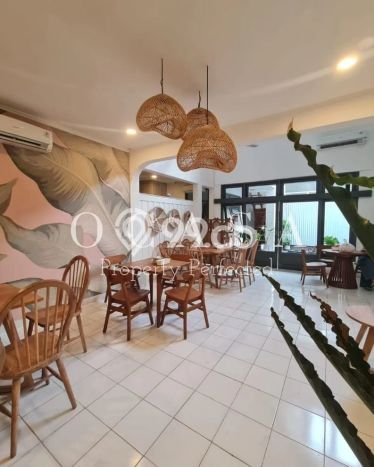 Rumah Eksklusif Dijual LT 250m2 di Kebayoran Baru, Jakarta Selatan Rumah Eksklusif Dijual LT 250m2 di Kebayoran Baru, Jakarta Selatan