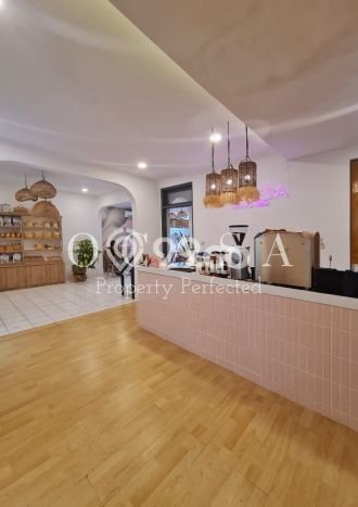 Rumah Eksklusif Dijual LT 250m2 di Kebayoran Baru, Jakarta Selatan Rumah Eksklusif Dijual LT 250m2 di Kebayoran Baru, Jakarta Selatan