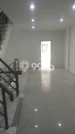 Ruko Dijual di Prime Area Jakarta Pusat Luas 300m2 Ruko Dijual di Prime Area Jakarta Pusat Luas 300m2
