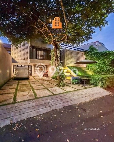 Rumah Mewah LB 200m2 Siap Pakai Desain Elegan di Senopati, Jakarta Selatan Rumah Mewah LB 200m2 Siap Pakai Desain Elegan di Senopati, Jakarta Selatan