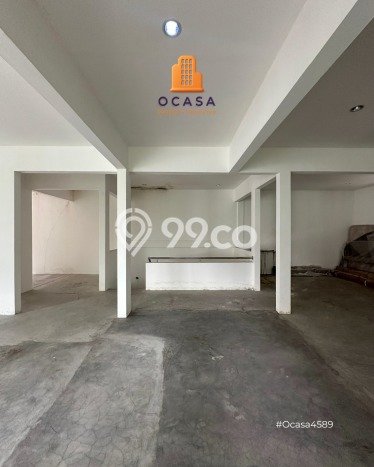 Rumah Eksklusif Siap Huni LT 200m2 di Kebayoran Baru, Jakarta Selatan Rumah Eksklusif Siap Huni LT 200m2 di Kebayoran Baru, Jakarta Selatan