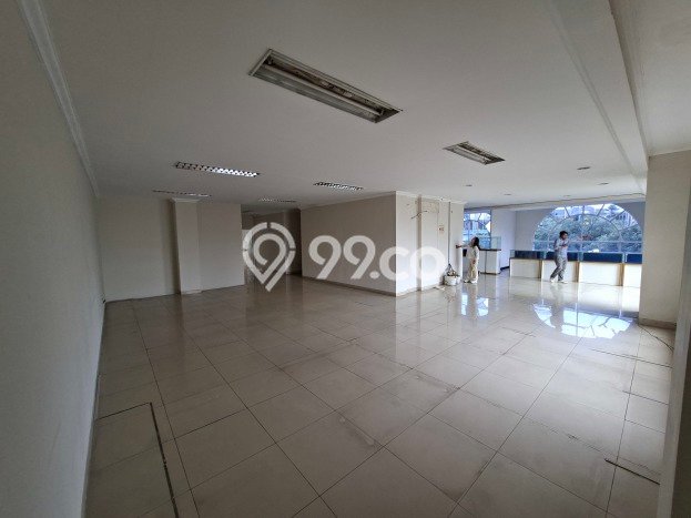 Unit Ruko Disewakan di Cengkareng Barat di Area Ramai & Strategis Unit Ruko Disewakan di Cengkareng Barat di Area Ramai & Strategis