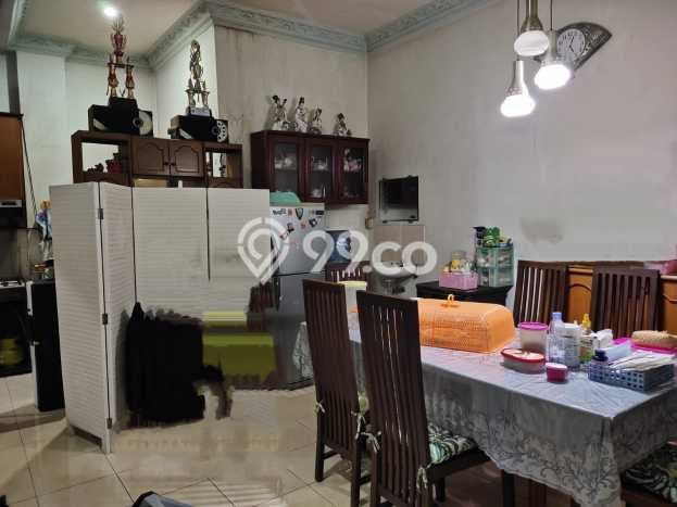 Dijual Hunian Rumah Terawat 3 Kamar di Pegadungan, Jakarta Barat Dijual Hunian Rumah Terawat 3 Kamar di Pegadungan, Jakarta Barat